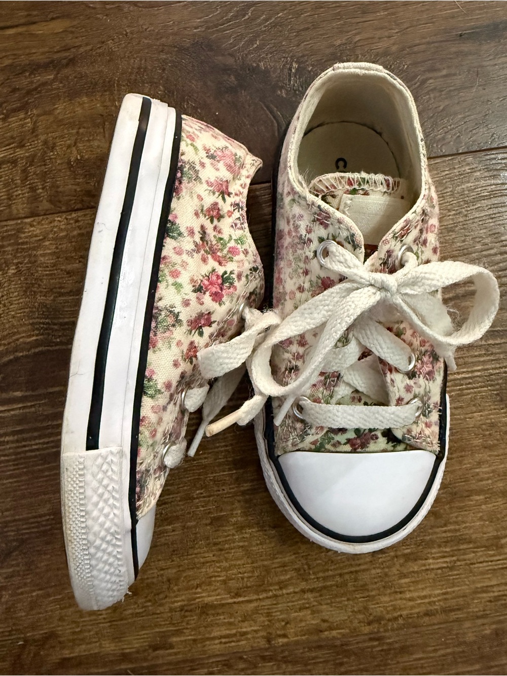 Kids Floral Canvas Sneakers - Pink Floral